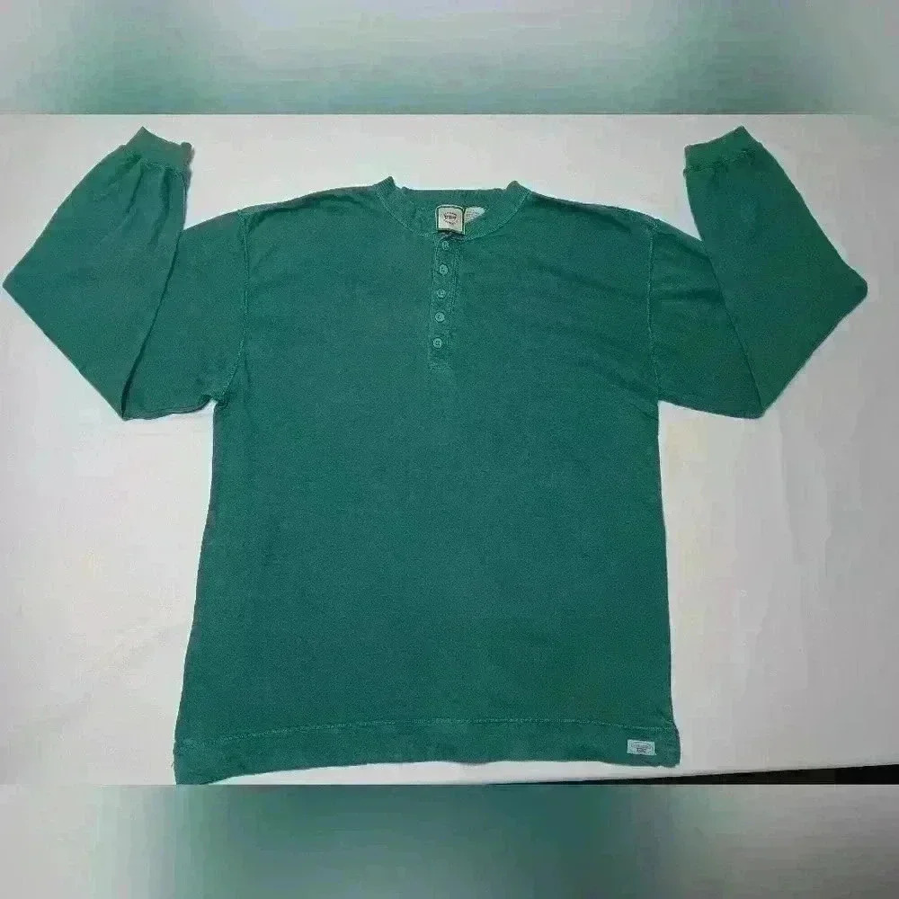 Levi's Strauss 💯 Cotton Long  Sleeve Pullover. Men's size L